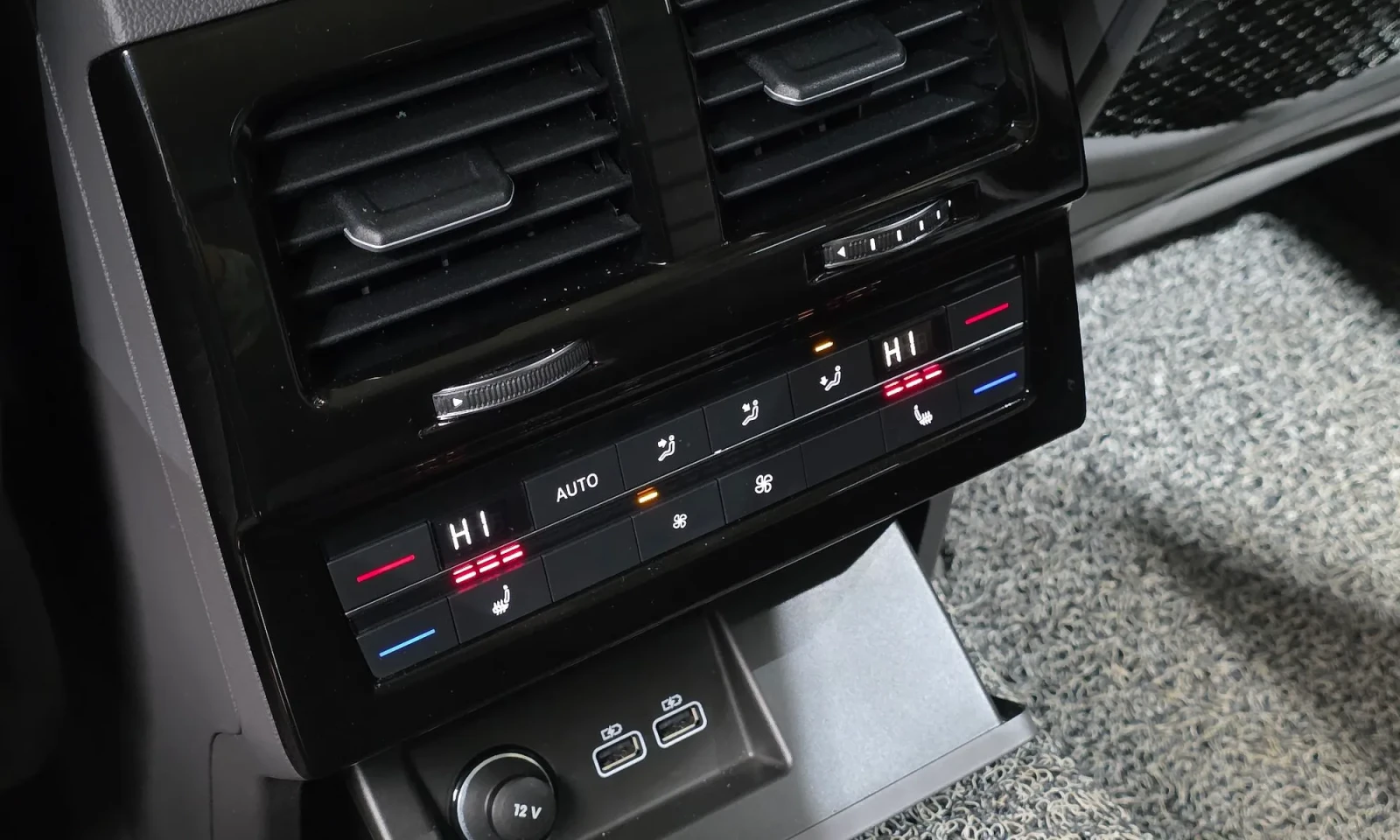 VW Touran PRESTIGE* ���������* DISTRONIC* PANO | Mobile.bg � ����������� 17