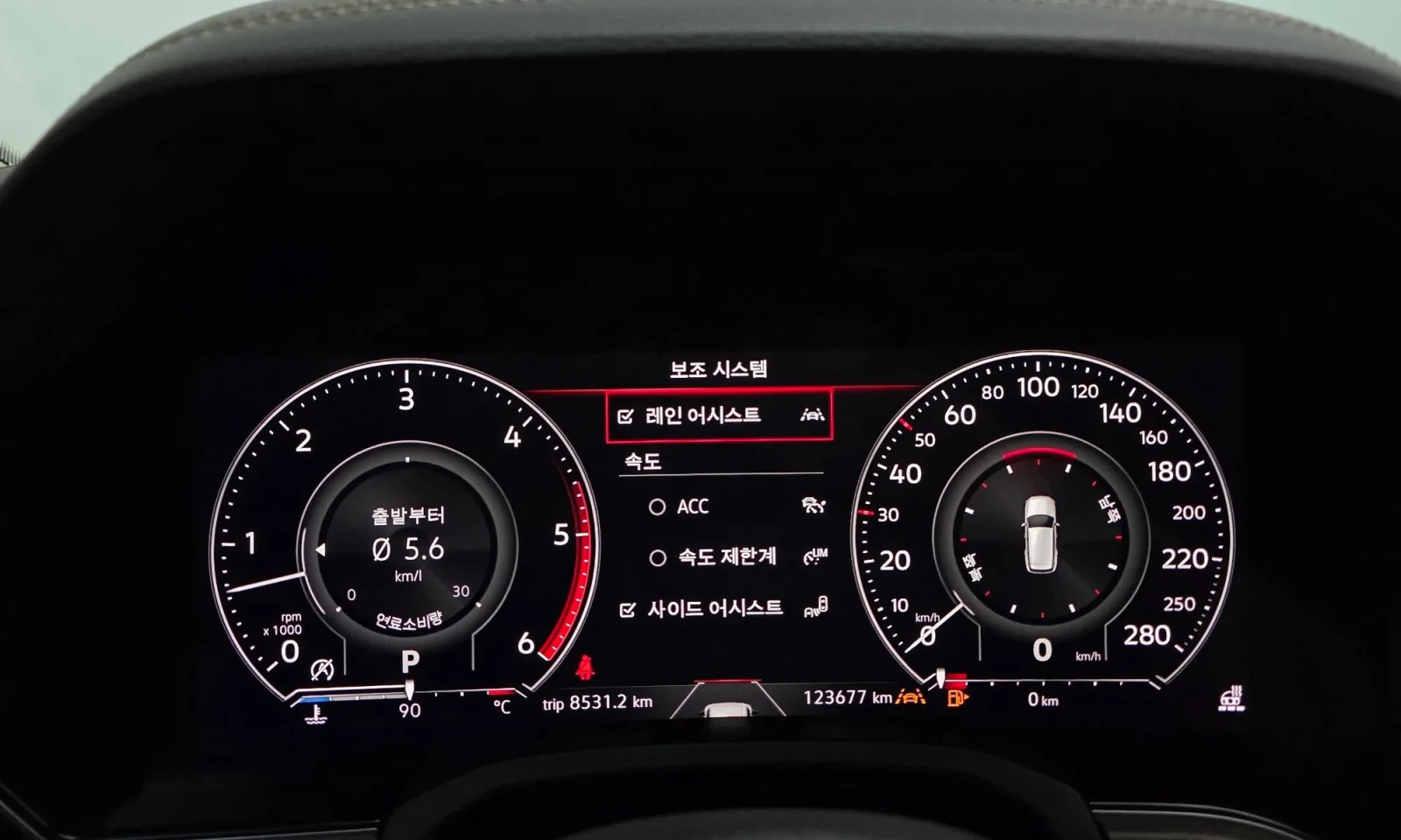 VW Touran PRESTIGE* ���������* DISTRONIC* PANO | Mobile.bg � ����������� 8