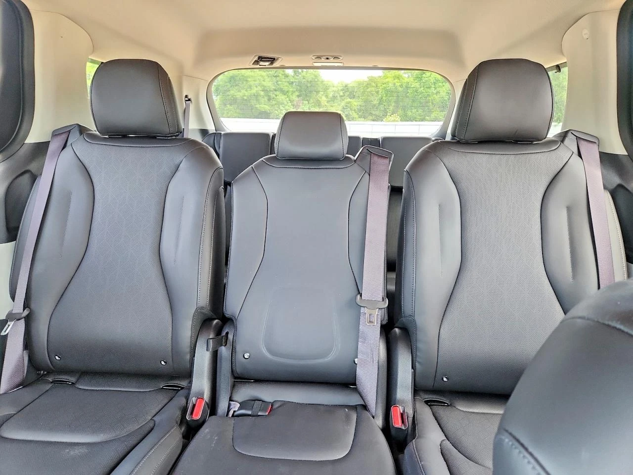 Kia Carnival 3.5l Sx, снимка 10 - Автомобили и джипове - 54914357