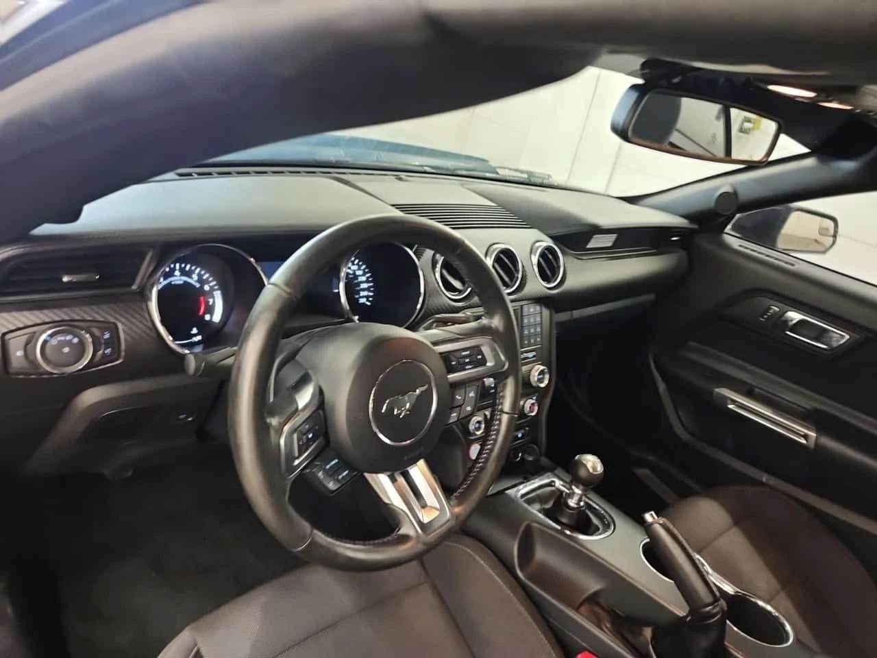 Ford Mustang V6/CARFAX/ФИНАНСИРАНЕ, снимка 10 - Автомобили и джипове - 55432734