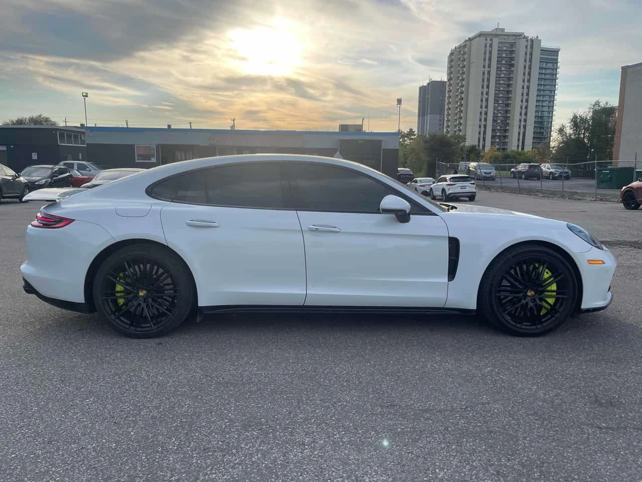 Porsche Panamera Turbo S E-Hybrid/Burmester/CarbonCeramic/Night Vis | Mobile.bg � ����������� 4