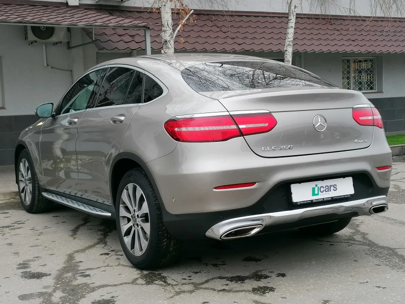 Mercedes-Benz GLC 250 4Matic, снимка 6 - Автомобили и джипове - 44976142