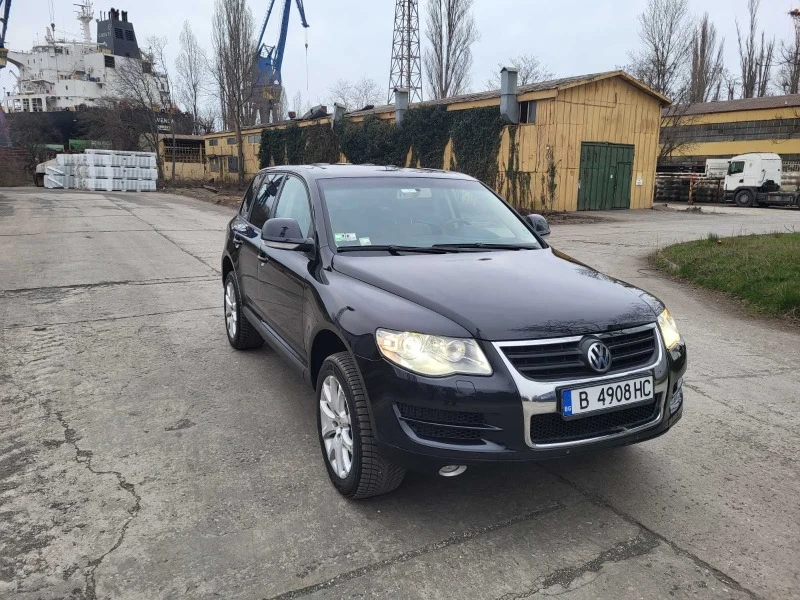 VW Touareg, снимка 1 - Автомобили и джипове - 47374142