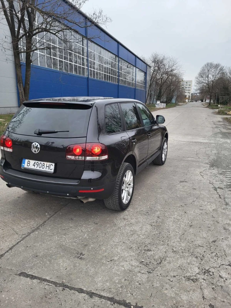 VW Touareg, снимка 3 - Автомобили и джипове - 47374142