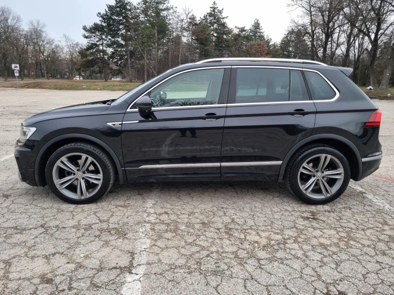 VW Tiguan 2.0TDI R Line Digital Full LED Distr Assist, снимка 7 - Автомобили и джипове - 48346503