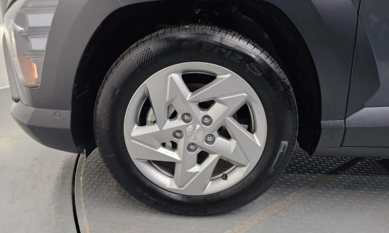 Hyundai Kona Gasoline 1.6 Turbo 4WD Premium, снимка 5 - Автомобили и джипове - 52113817