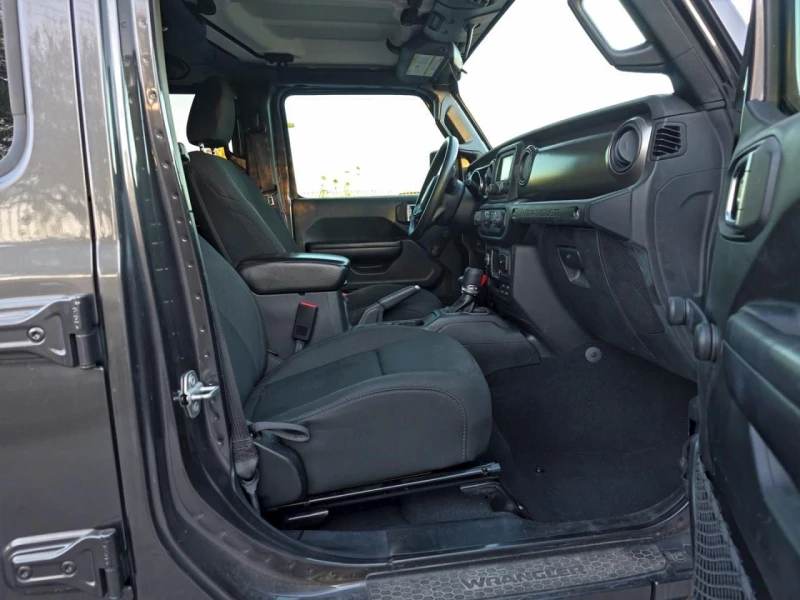 Jeep Wrangler, снимка 5 - Автомобили и джипове - 53031042