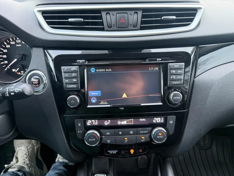 Nissan Qashqai 1.5d/N-Connecta/360 /Euro6, снимка 14 - Автомобили и джипове - 53563605