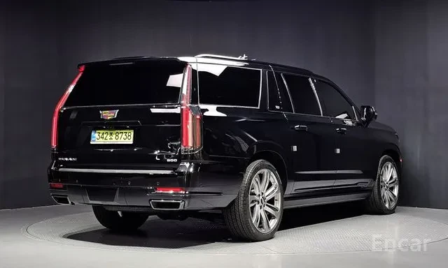 Cadillac Escalade ESV 6.2 Sport Platinum* 360 камери* HUD* Вентилаци, снимка 2 - Автомобили и джипове - 56687977