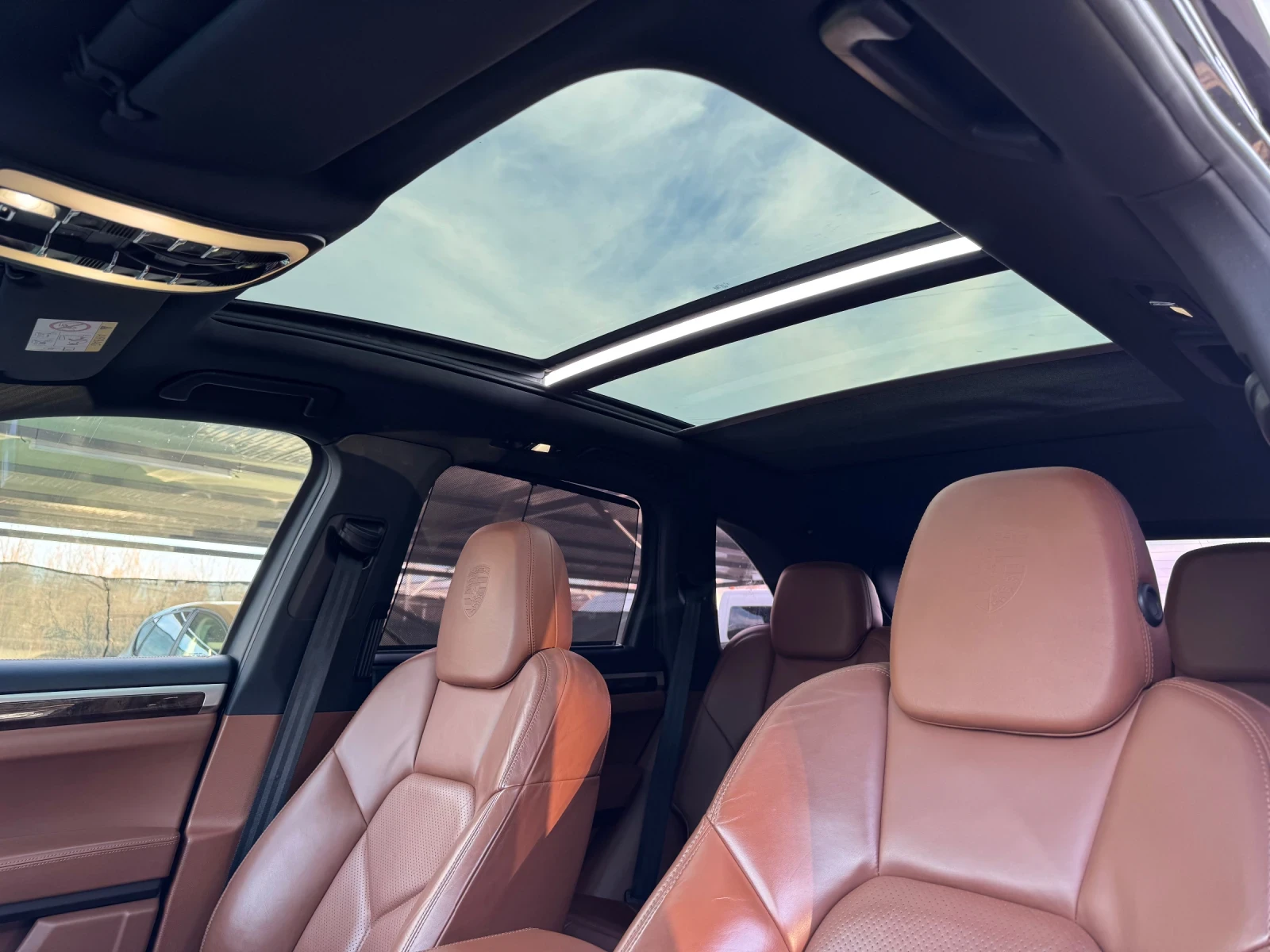 Porsche Cayenne S FACELIFT 420к.с ЦЕНАТА ВАЖИ ДО 31.10.2025 - изображение 8