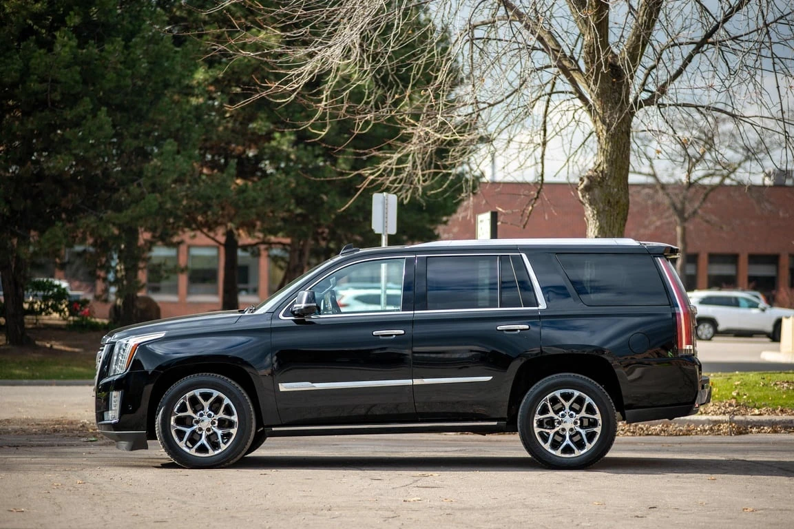 Cadillac Escalade * Platinum * CARFAX * БЕЗ ПЪРВОНАЧАЛНА ВНОСКА - изображение 2