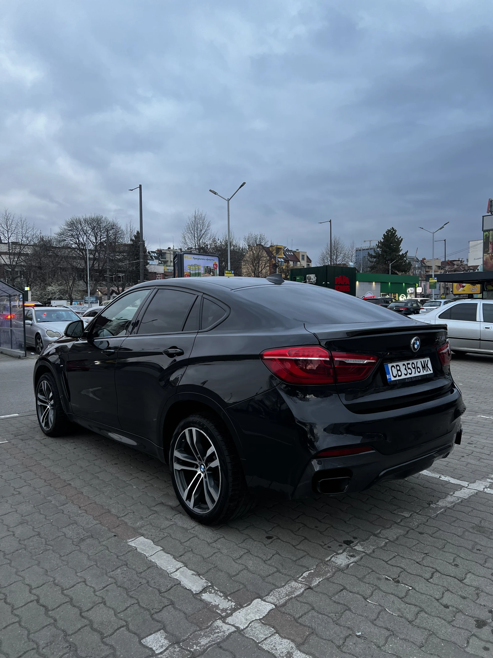 BMW X6 M50d xDrive, снимка 7 - Автомобили и джипове - 54044368