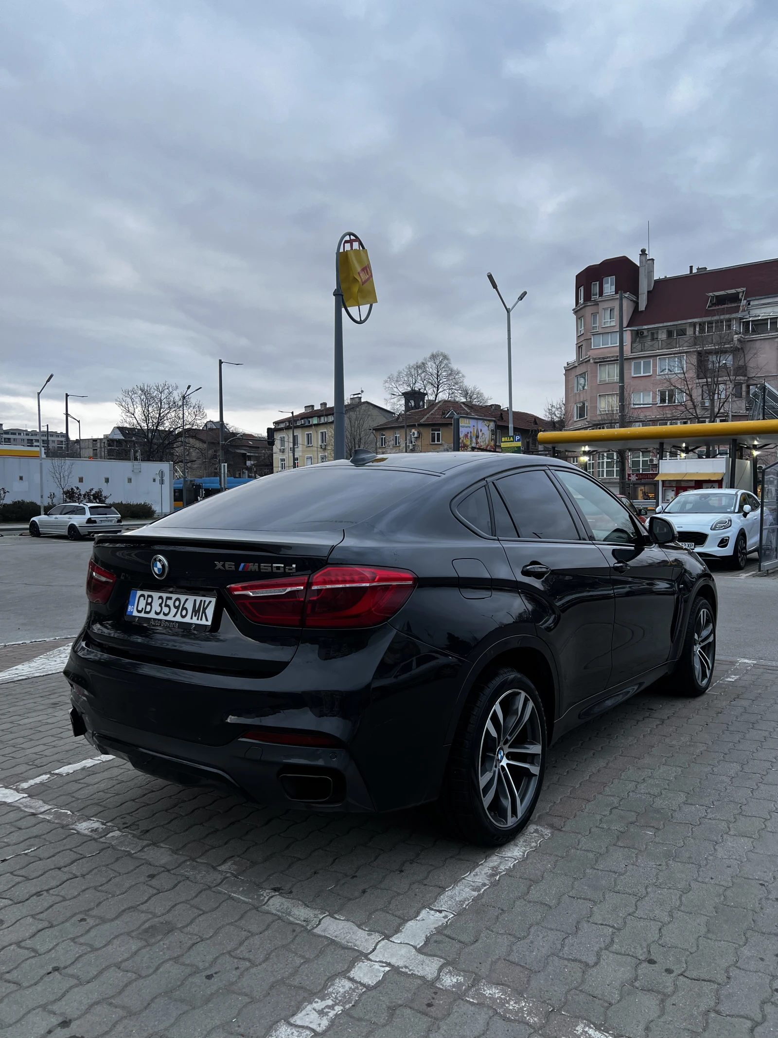BMW X6 M50d xDrive, снимка 5 - Автомобили и джипове - 54044368