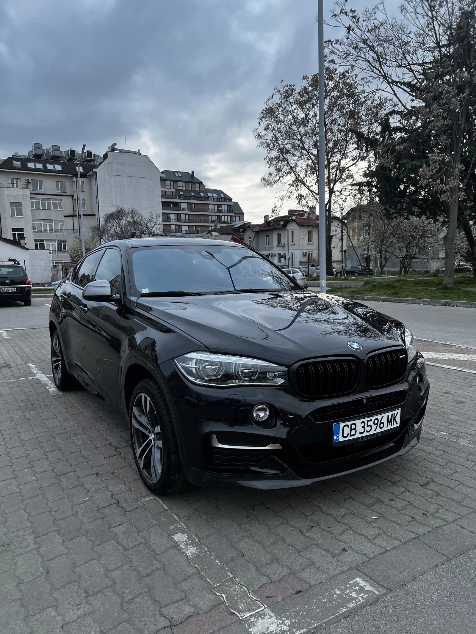 BMW X6 M50d xDrive, снимка 2 - Автомобили и джипове - 54044368