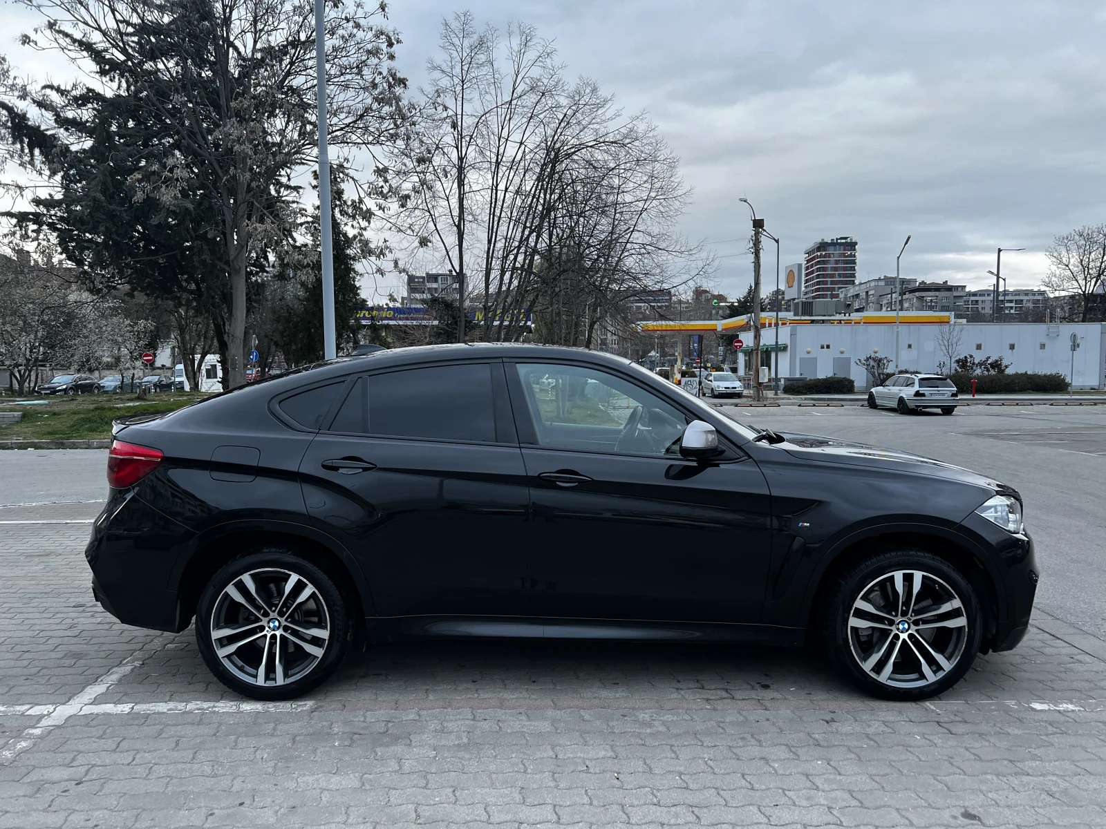 BMW X6 M50d xDrive, снимка 4 - Автомобили и джипове - 54044368