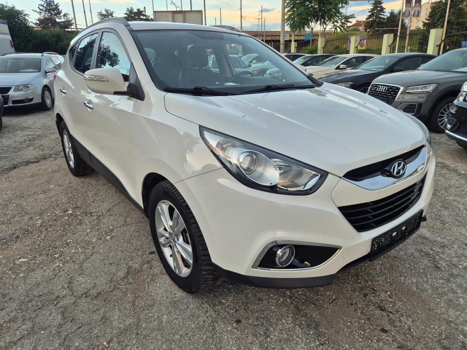 Hyundai IX35 1.7CRDI* COMFORT, снимка 3 - Автомобили и джипове - 54913570