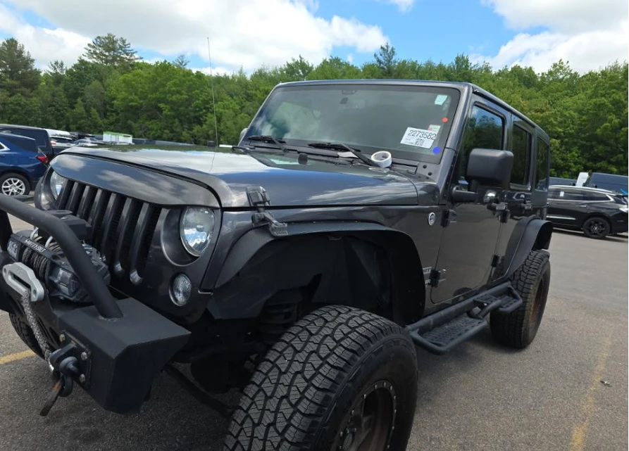 Jeep Wrangler Unlimited Sport , снимка 2 - Автомобили и джипове - 54967027