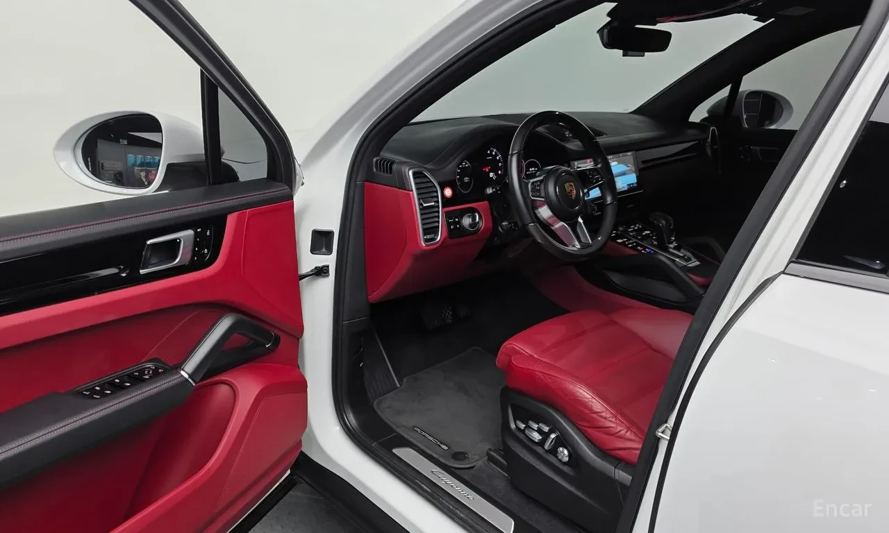 Porsche Cayenne Панорамен покрив | Кожен салон | Bose аудио | , снимка 11 - Автомобили и джипове - 55200879