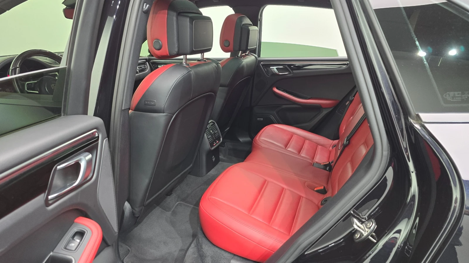 Porsche Macan 2.0 95B , снимка 10 - Автомобили и джипове - 55203835
