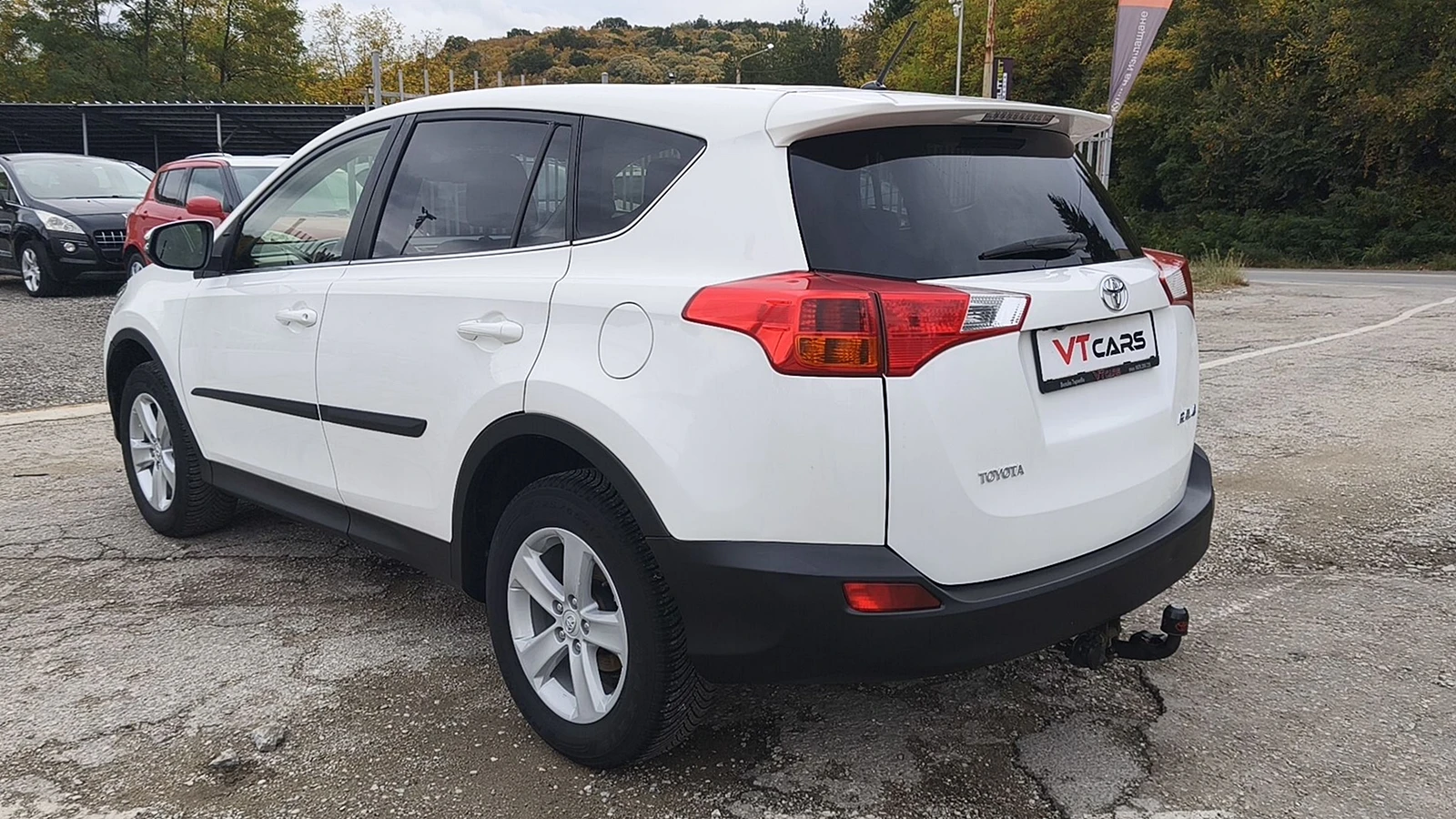 Toyota Rav4 2.0D4-D теглич, снимка 3 - Автомобили и джипове - 56474565