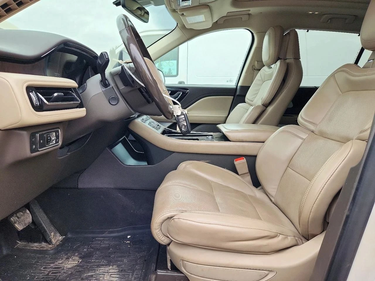 Lincoln Aviator, снимка 7 - Автомобили и джипове - 56689981