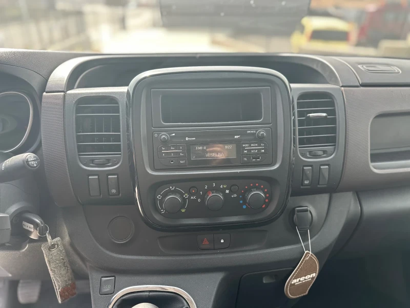 Fiat Talento 1.6EcoJet* Клима, снимка 9 - Бусове и автобуси - 51676865