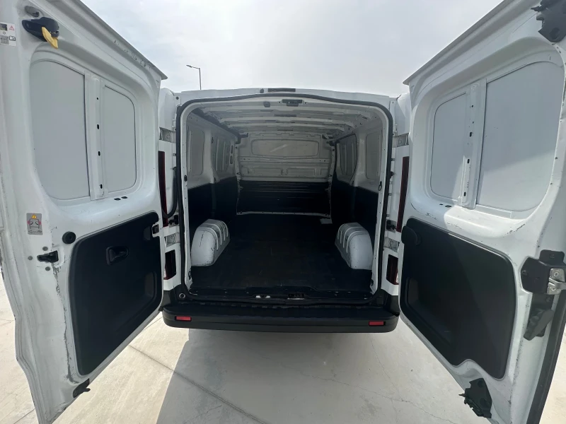 Fiat Talento 1.6EcoJet* Клима, снимка 11 - Бусове и автобуси - 51676865