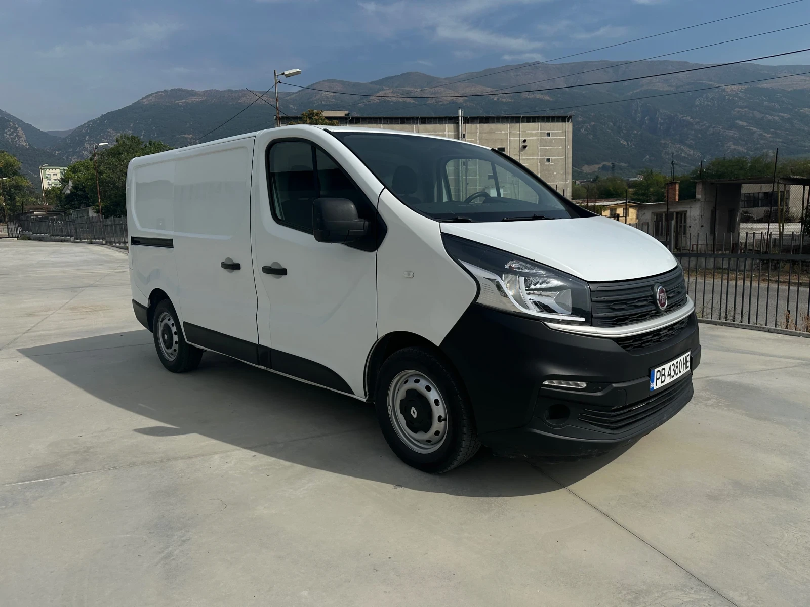Fiat Talento 1.6EcoJet* Клима - изображение 3