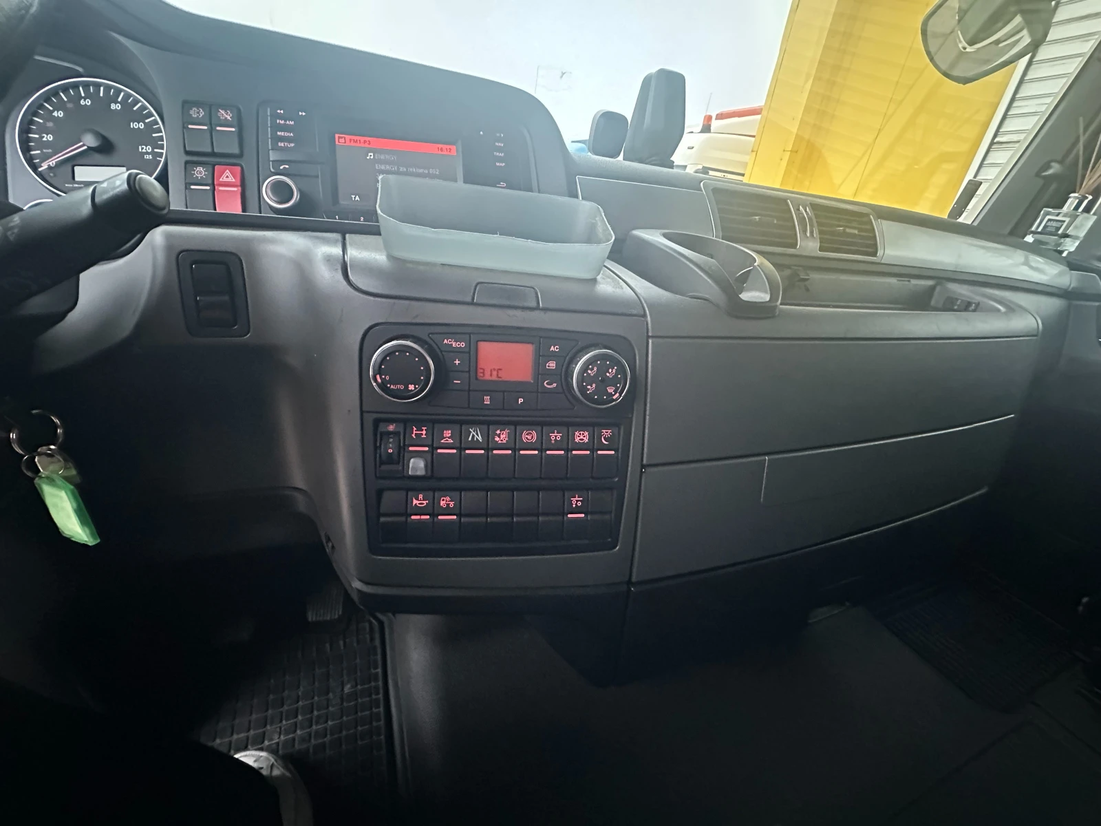 Man Tgx | Mobile.bg   13