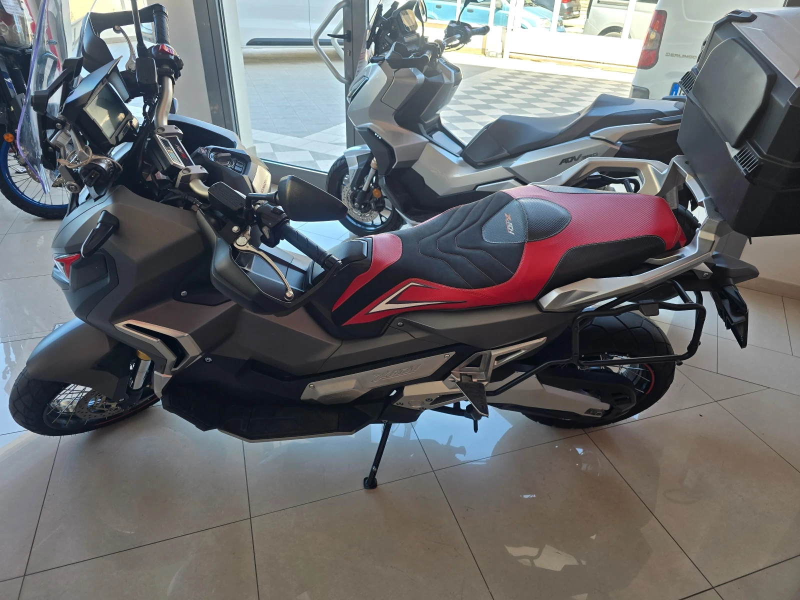 Honda X-ADV 750 - изображение 6
