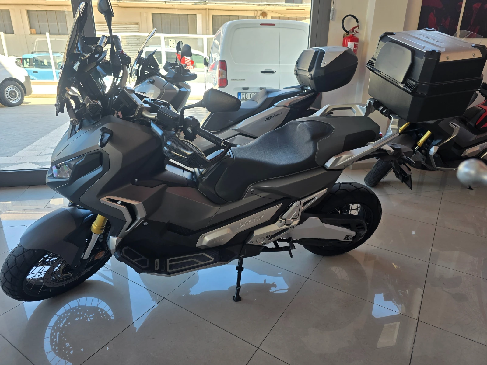 Honda X-ADV 750 - изображение 8
