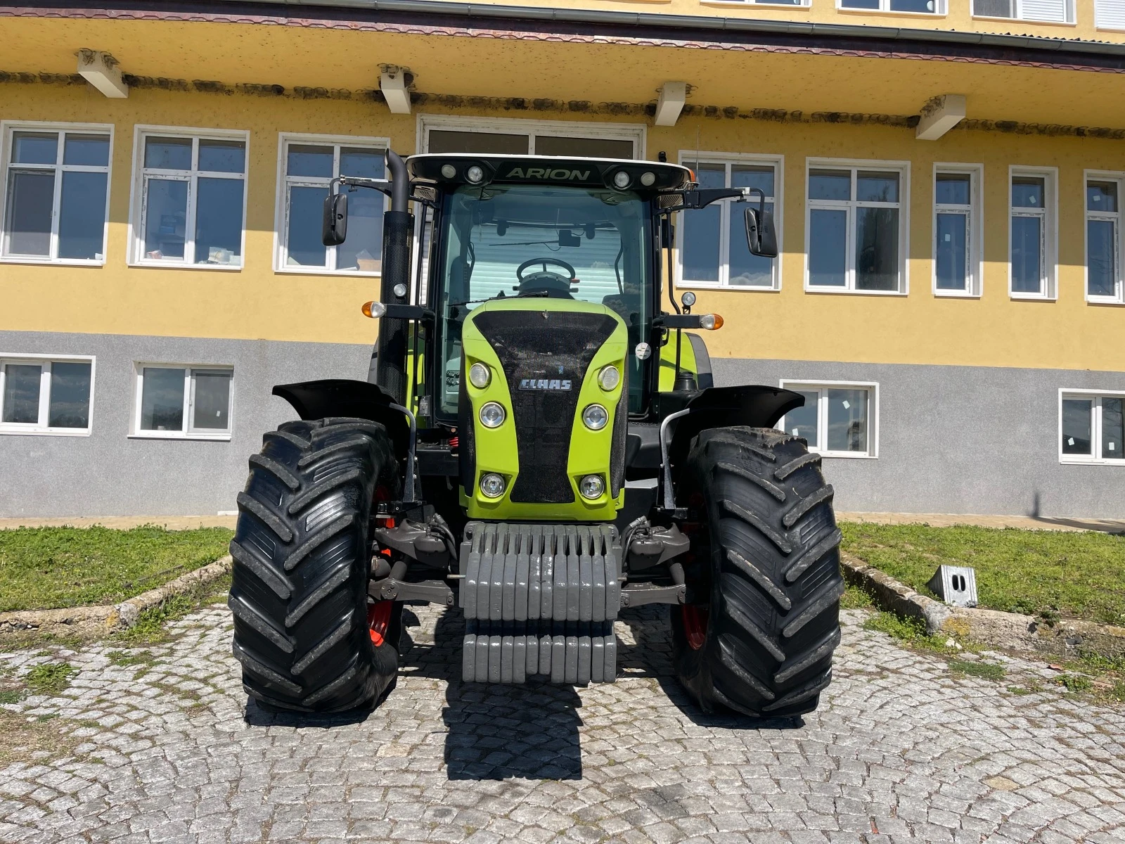 Трактор Claas ARION 640 CIS ЛИЗИНГ - изображение 2