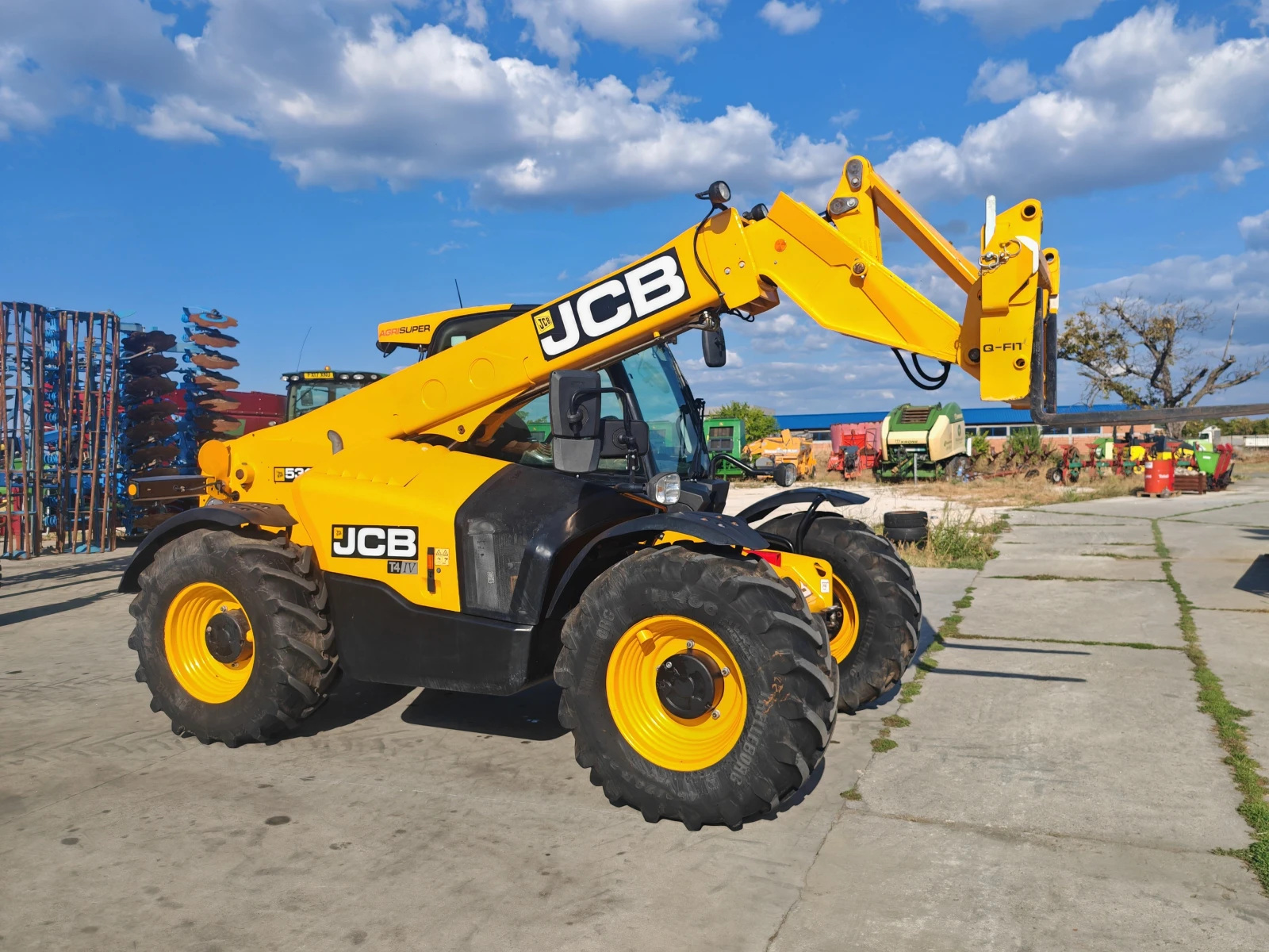 Телескопичен товарач JCB 531-70 Agri Super лизинг с първоначална вноска 20 