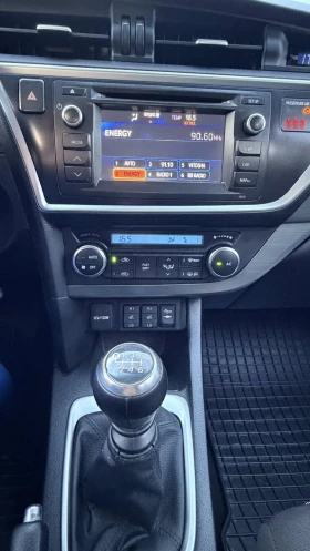 Toyota Auris 1.6 БЕНЗИН  71000kм, снимка 13