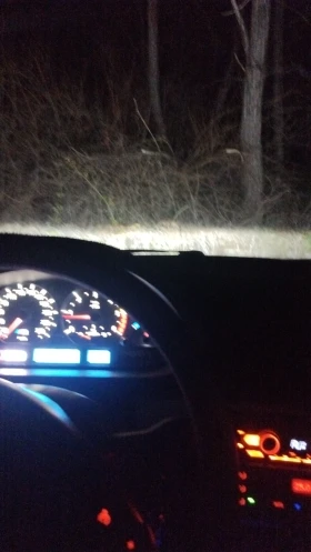 BMW 330 - 3200 € / 6258.66 лв. - 31107142 8