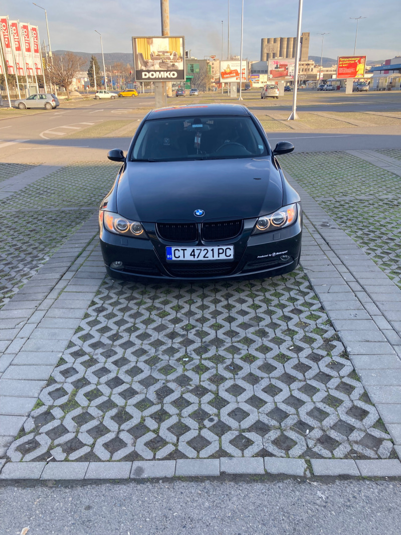 BMW 320, снимка 6 - Автомобили и джипове - 46311327