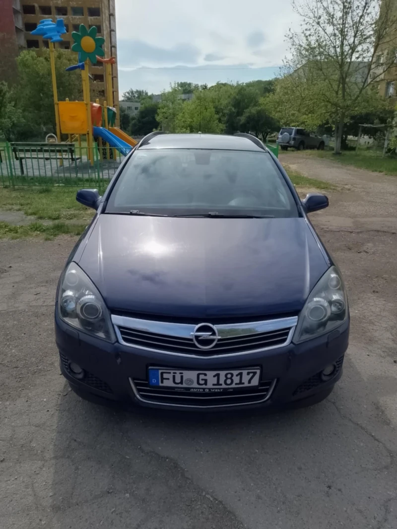 Opel Astra, снимка 3 - Автомобили и джипове - 52960559