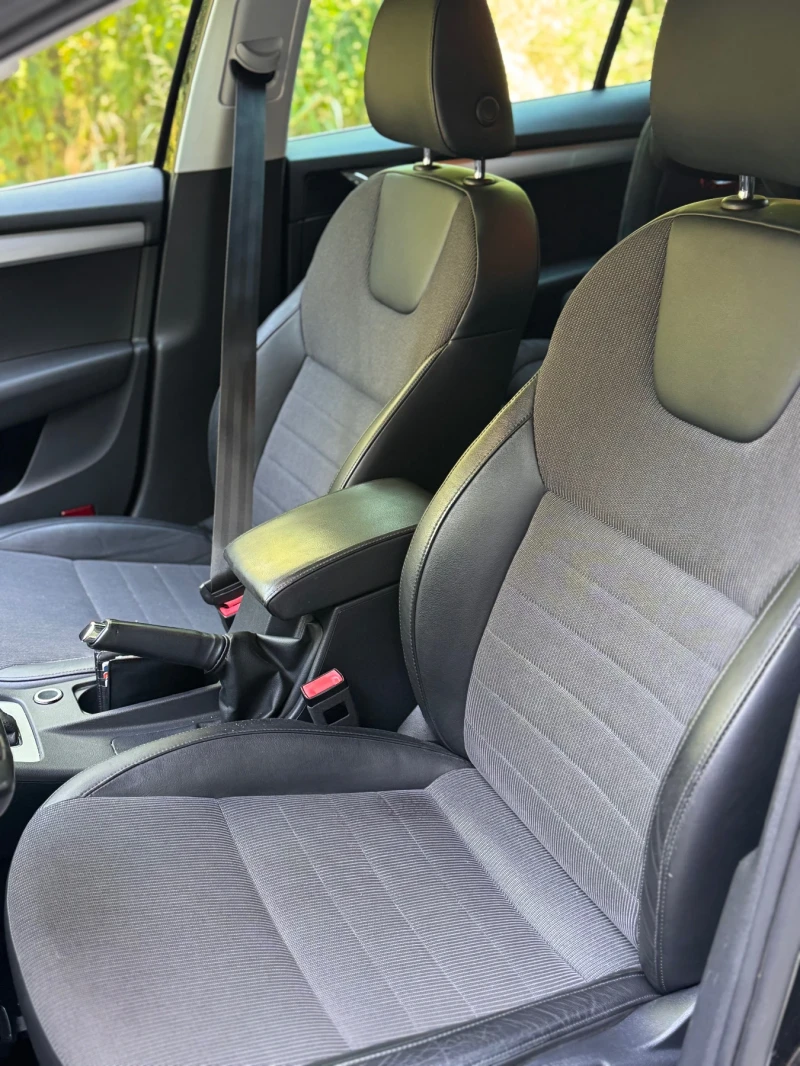 Skoda Octavia 2.0 TDI DSG, снимка 7 - Автомобили и джипове - 52405965