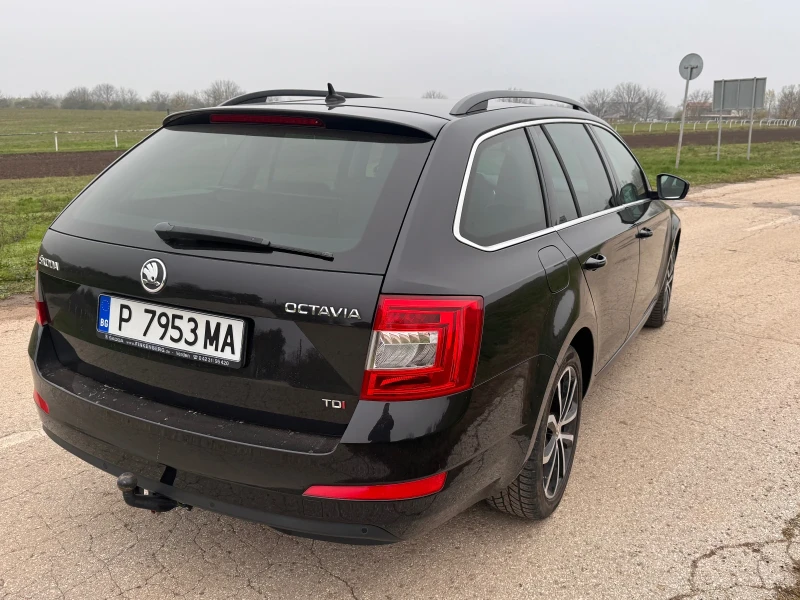 Skoda Octavia 2.0 TDI DSG, снимка 4 - Автомобили и джипове - 52405965