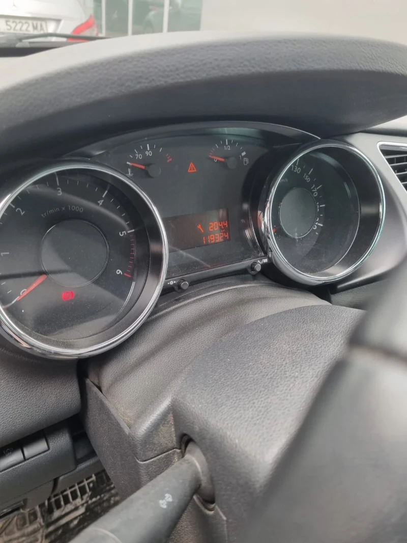 Peugeot 3008 1.6 ВКАРАНА ОТ НИДЕРЛАНДИЯ, снимка 6 - Автомобили и джипове - 52458545
