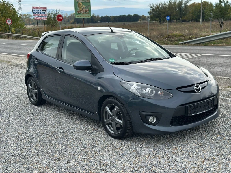 Mazda 2 1.5i* Климатик* Германия* Спорт* Уникат, снимка 6 - Автомобили и джипове - 52125031