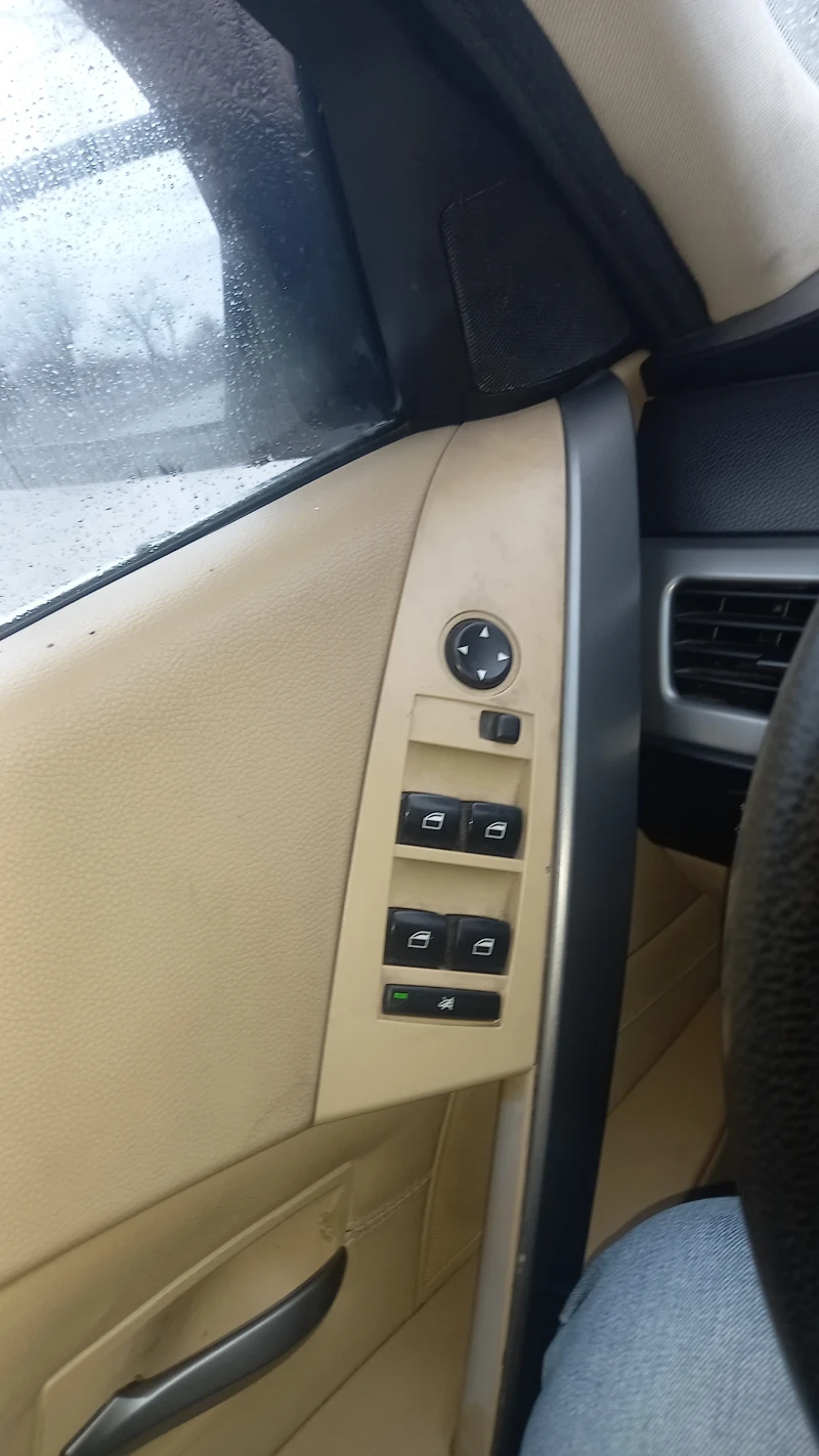 BMW 520 2.2i, снимка 11 - Автомобили и джипове - 52254579