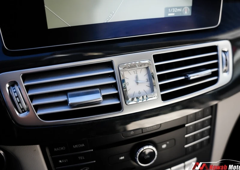 Mercedes-Benz CLS 400 Автокредит, снимка 13 - Автомобили и джипове - 52696395