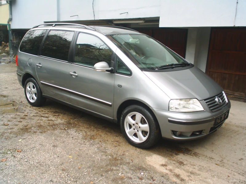 VW Sharan 1.9 TDI-4-Motion, снимка 17 - Автомобили и джипове - 52736092