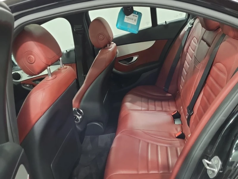 Mercedes-Benz C 300 * CARFAX * ЦЕНА ДО БГ, снимка 12 - Автомобили и джипове - 52877132