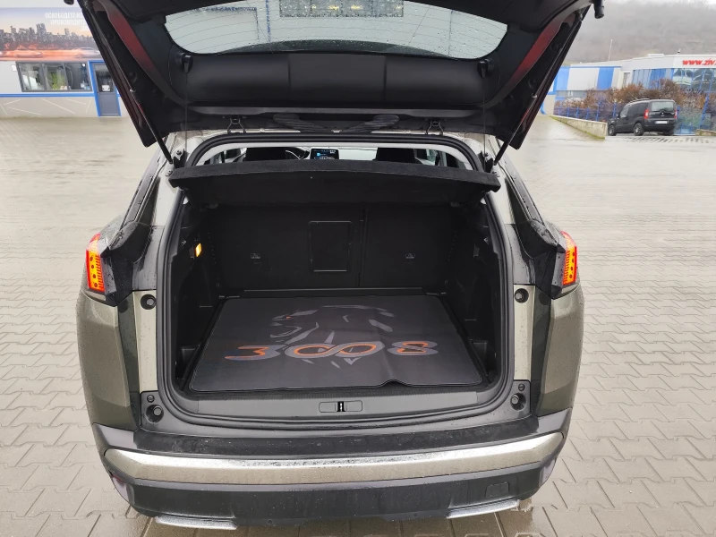 Peugeot 3008 Pure Tech 130hp, снимка 10 - Автомобили и джипове - 52892777