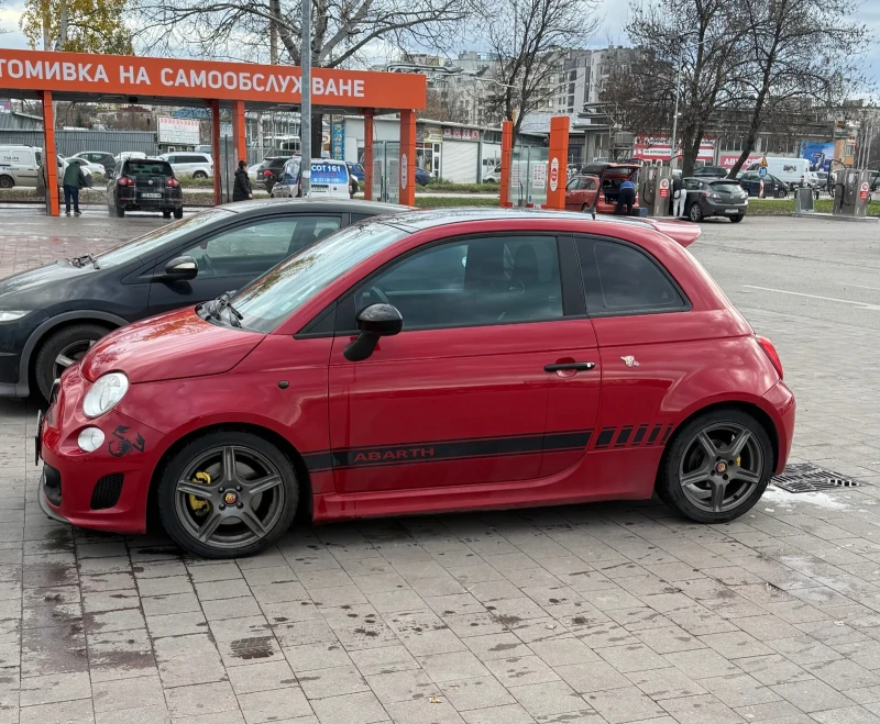 Abarth 595 СЕРВИЗНА ИСТОРИЯ , снимка 3 - Автомобили и джипове - 52926183