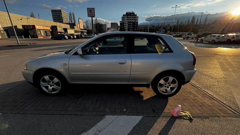 Audi A3 1.9TDI/131 FACELIFT, снимка 3 - Автомобили и джипове - 53560730