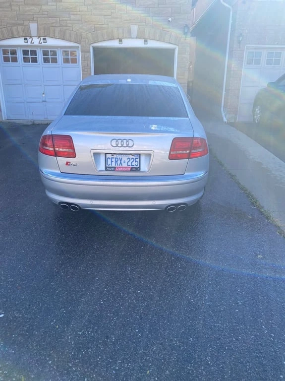 Audi S8 * 4dr Sdn * CARFAX * ЦЕНА ДО БГ - изображение 4