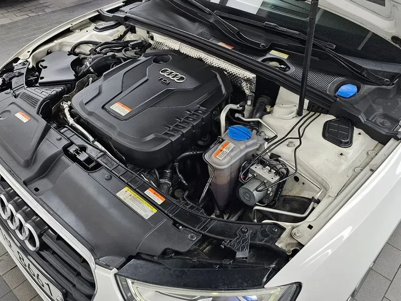 Audi A5 2.0 TDI Quattro Dynamic Sportback 8TA, снимка 6 - Автомобили и джипове - 55536493